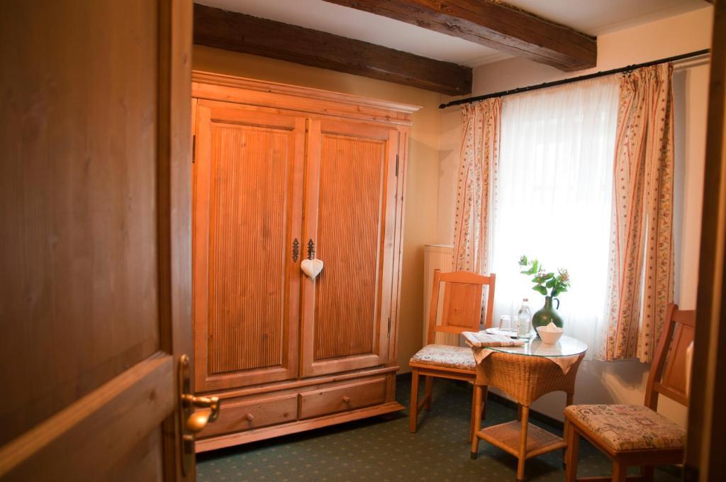 Hotel Schuberths Am Markt Buttenheim Esterno foto