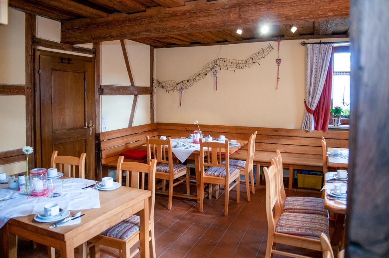 Hotel Schuberths Am Markt Buttenheim Esterno foto